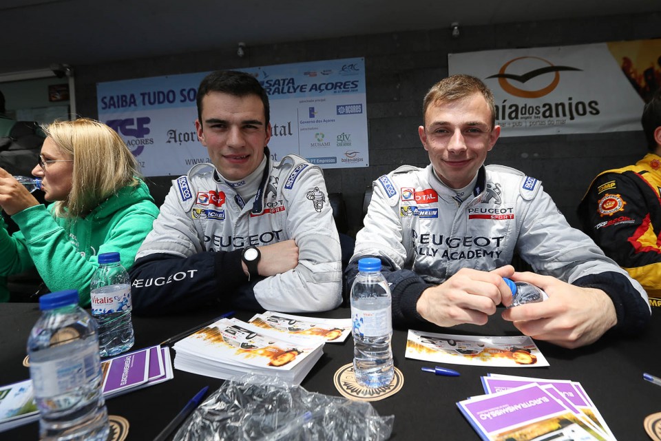 Peugeot 208 T16 - Rallye des Acores 2014 (ERC)