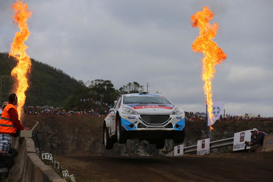 Peugeot 208 T16 - Rallye des Acores 2014 (ERC)