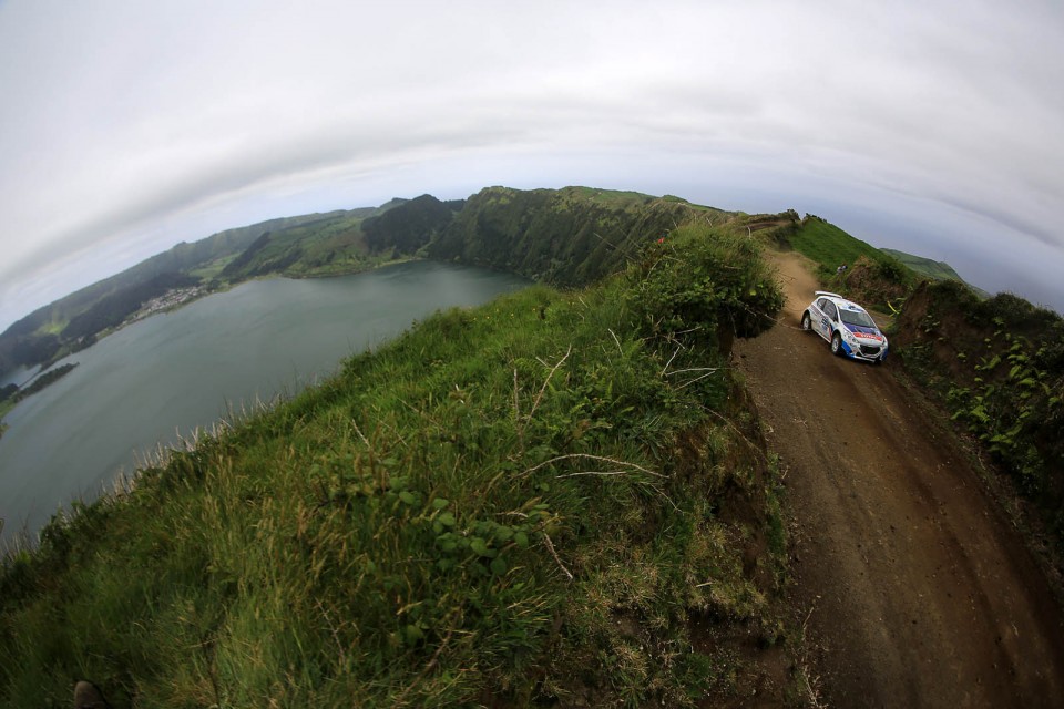Peugeot 208 T16 - Rallye des Acores 2014 (ERC)