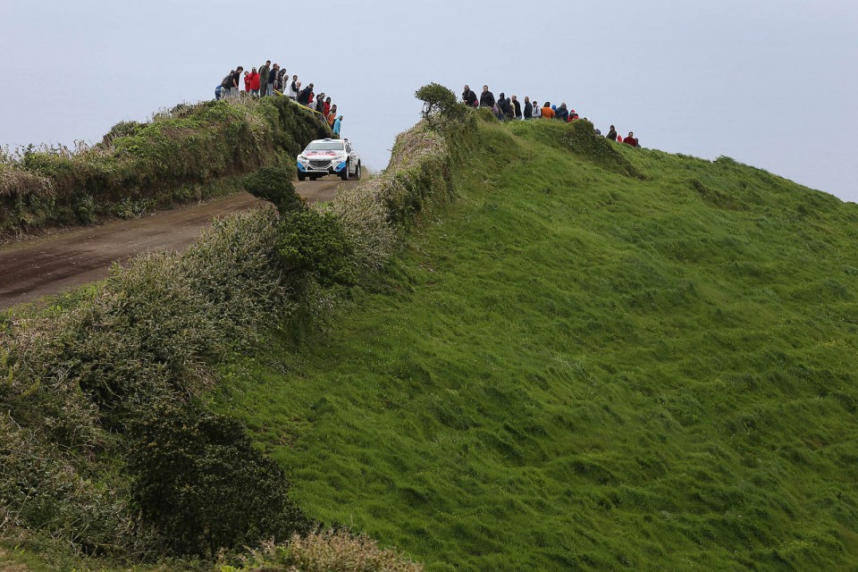 Peugeot 208 T16 - Rallye des Acores 2014 (ERC)