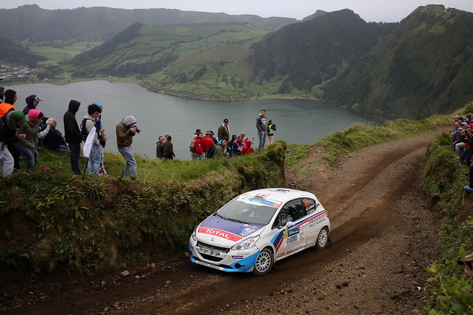 Peugeot 208 T16 - Rallye des Acores 2014 (ERC)