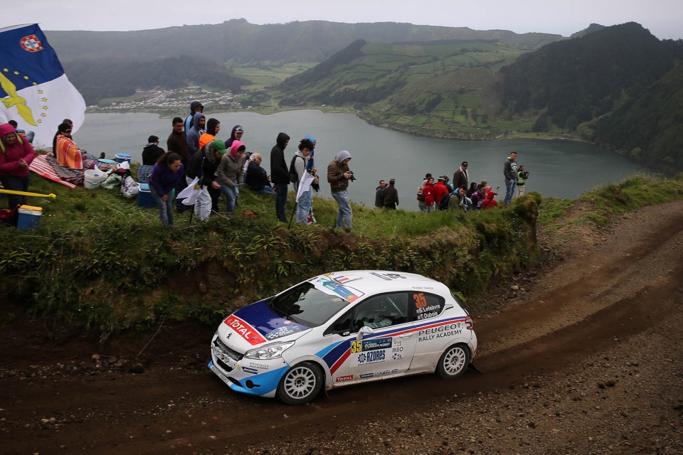 Peugeot 208 T16 - Rallye des Acores 2014 (ERC)