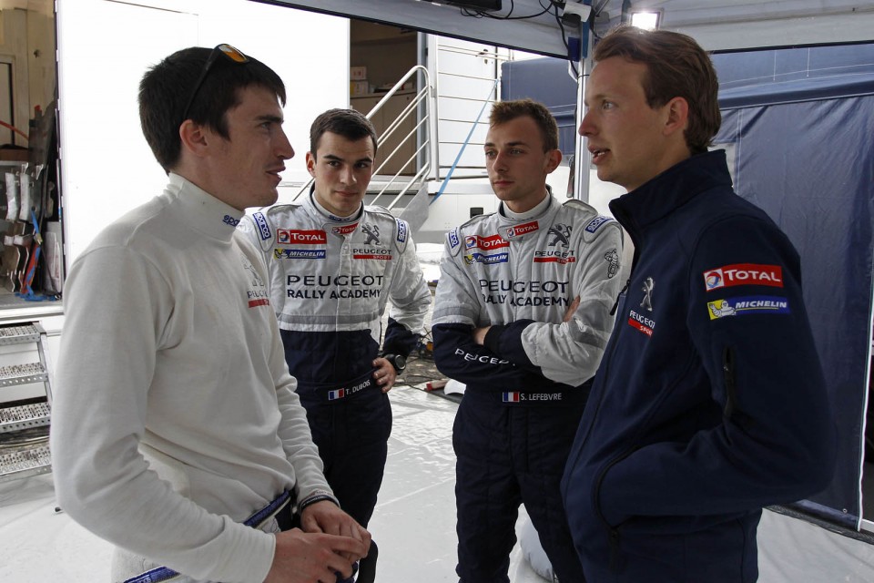 Peugeot 208 T16 - Rallye des Acores 2014 (ERC)