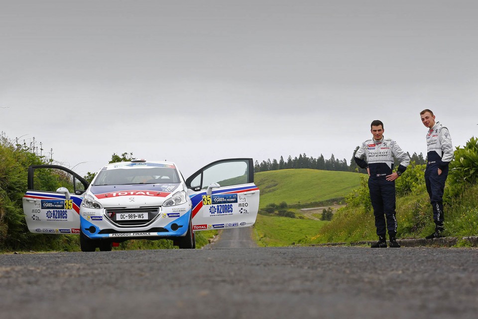 Peugeot 208 T16 - Rallye des Acores 2014 (ERC)