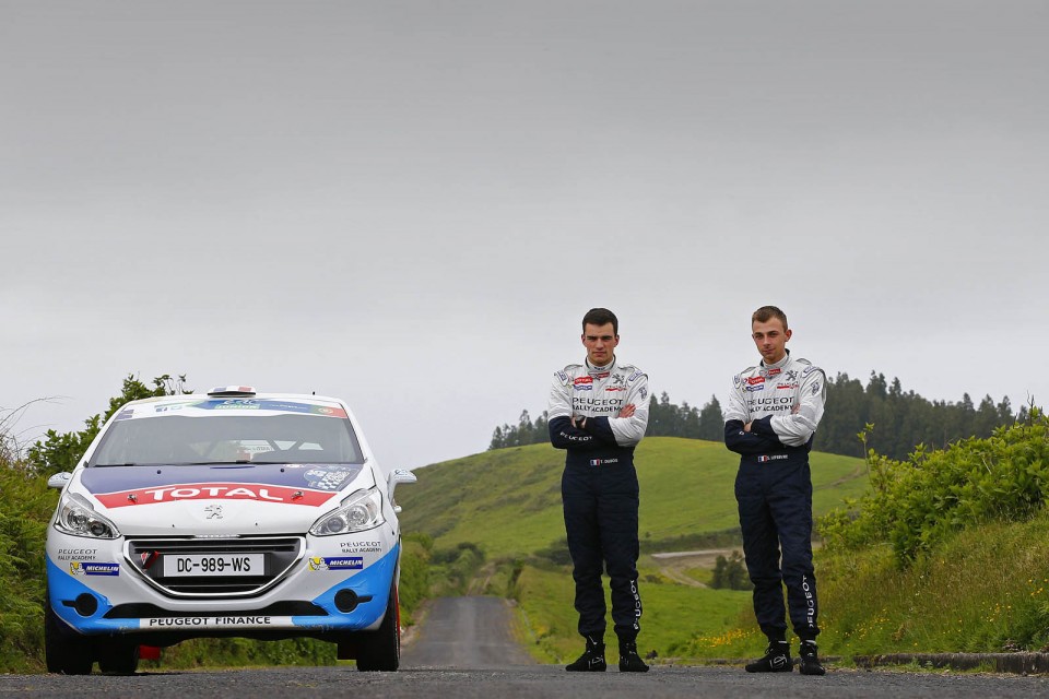 Peugeot 208 T16 - Rallye des Acores 2014 (ERC)