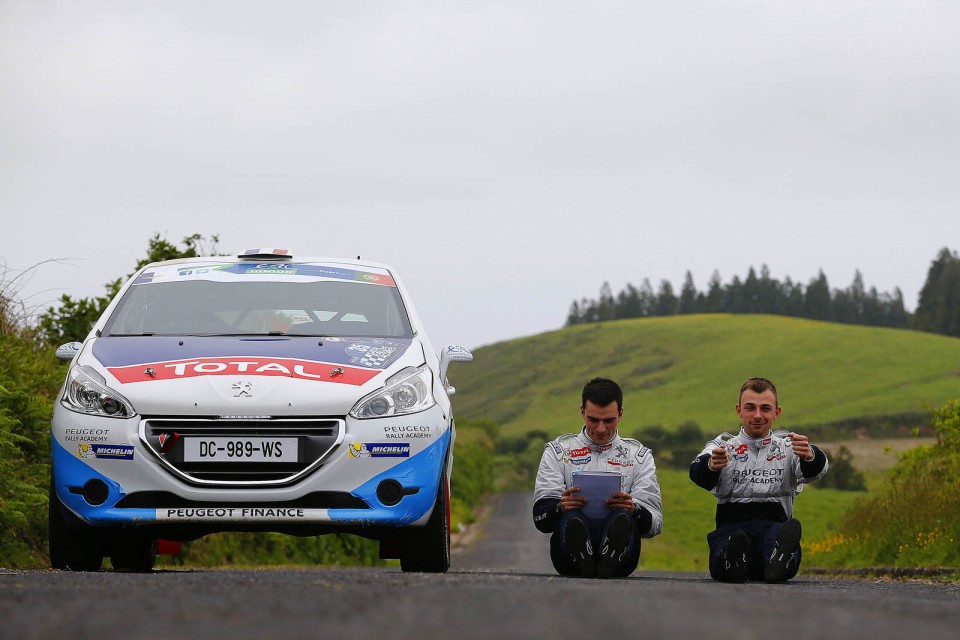 Peugeot 208 T16 - Rallye des Acores 2014 (ERC)