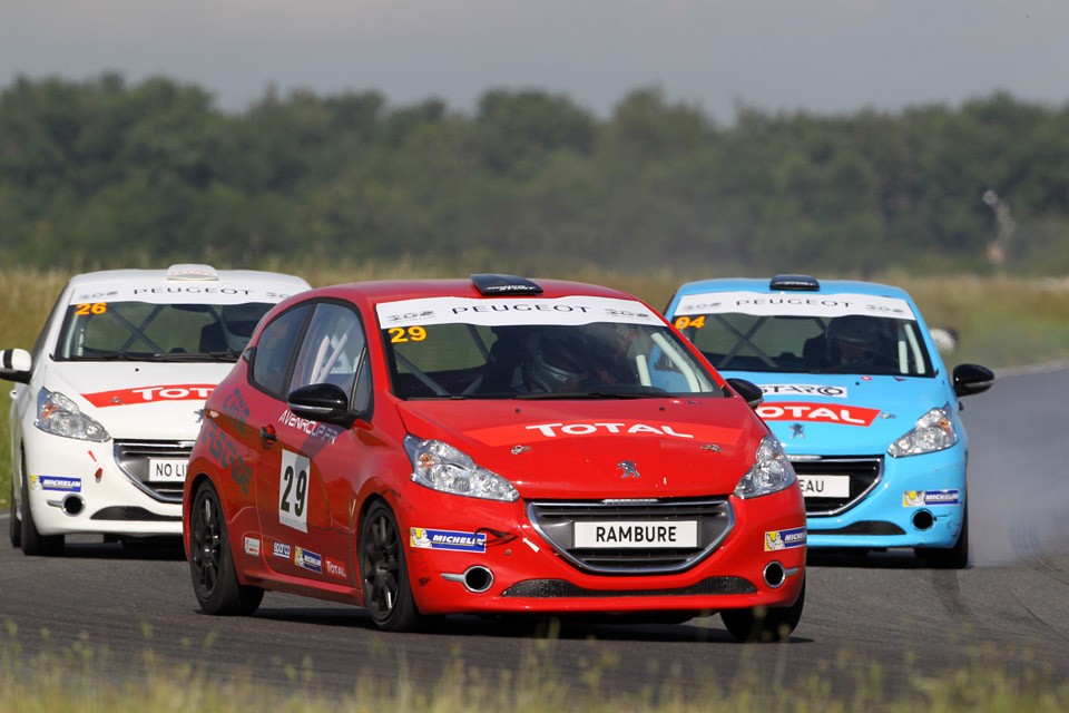 Peugeot 208 Racing Cup - RPS 2013 - Albi (2/6) - Juin 2013 - 1-006