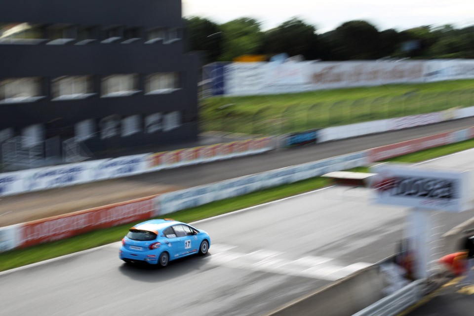 Peugeot 208 Racing Cup - RPS 2013 - Albi (2/6) - Juin 2013 - 1-037