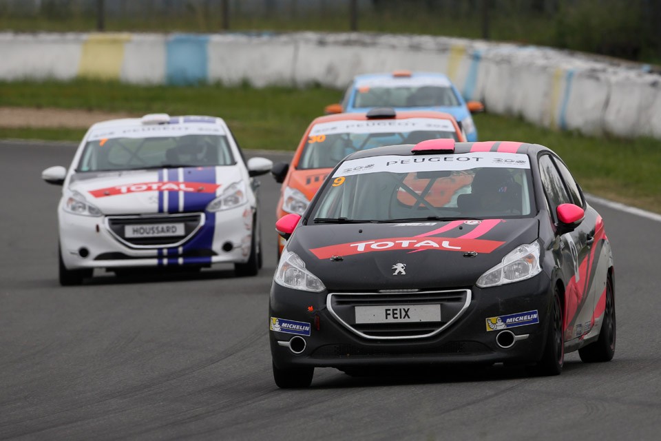 Peugeot 208 Racing Cup - RPS 2013 - Albi (2/6) - Juin 2013 - 1-038