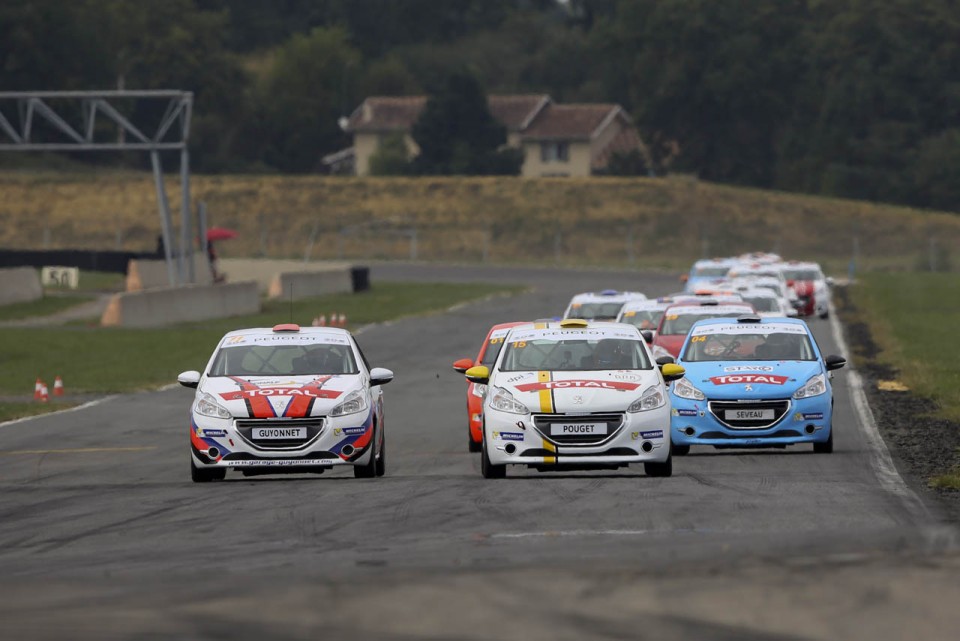 Peugeot 208 Racing Cup - RPS 2013 - Nogaro (4/6) - Septembre 2013 - 1-013
