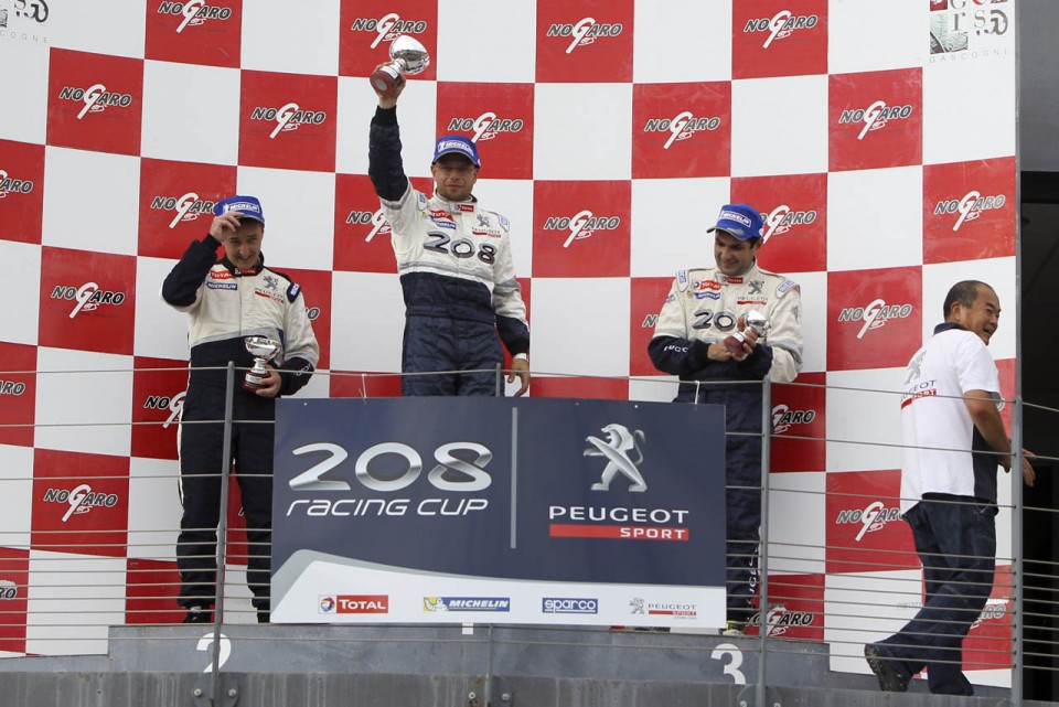 Peugeot 208 Racing Cup - RPS 2013 - Nogaro (4/6) - Septembre 2013 - 1-027