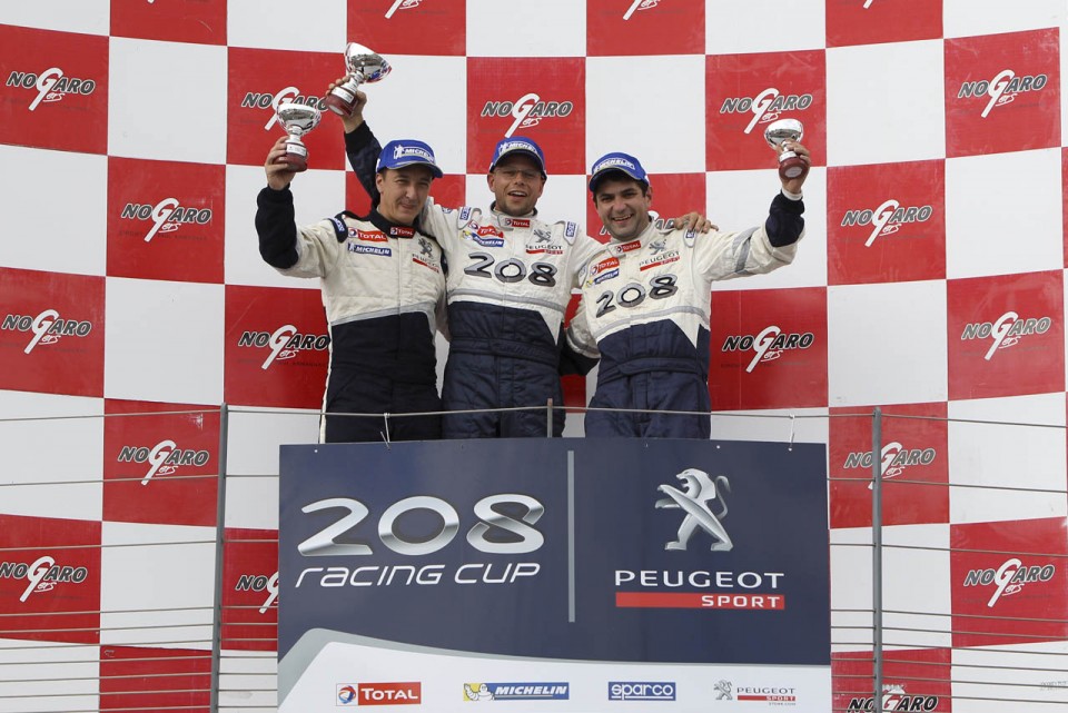 Peugeot 208 Racing Cup - RPS 2013 - Nogaro (4/6) - Septembre 2013 - 1-029