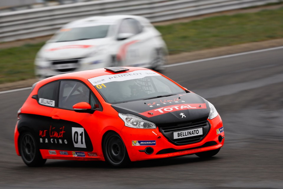 Peugeot 208 Racing Cup - RPS 2013 - Lédenon (5/6) - Octobre 2013 - 1-006