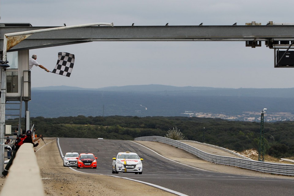 Peugeot 208 Racing Cup - RPS 2013 - Lédenon (5/6) - Octobre 2013 - 1-014