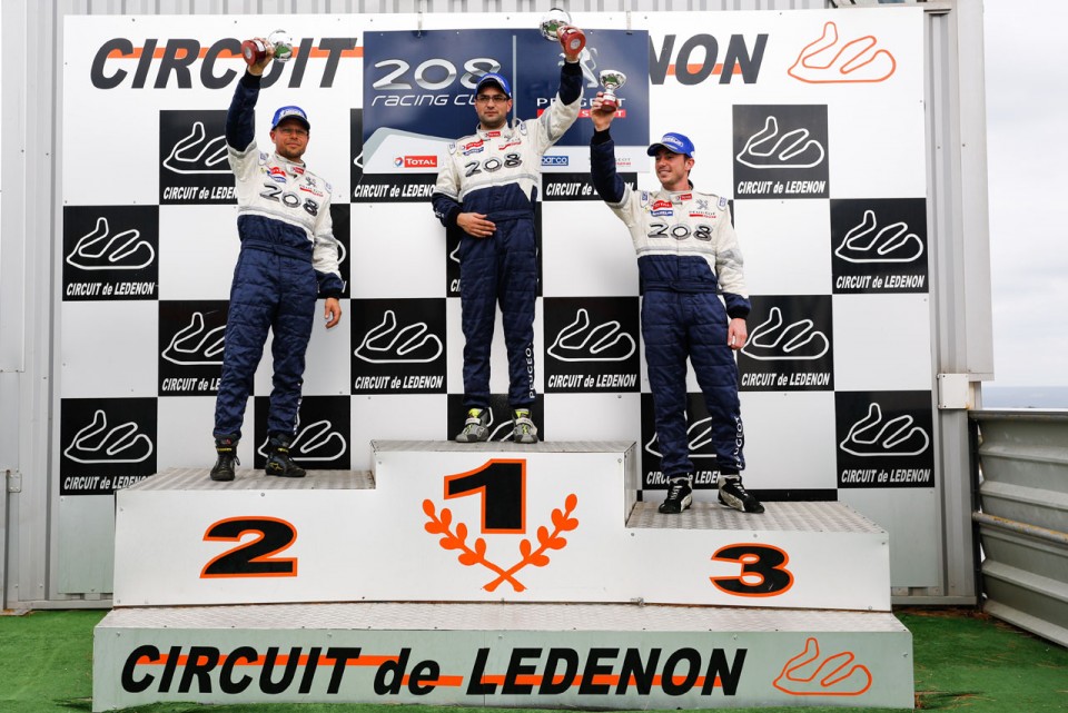 Peugeot 208 Racing Cup - RPS 2013 - Lédenon (5/6) - Octobre 2013 - 1-016