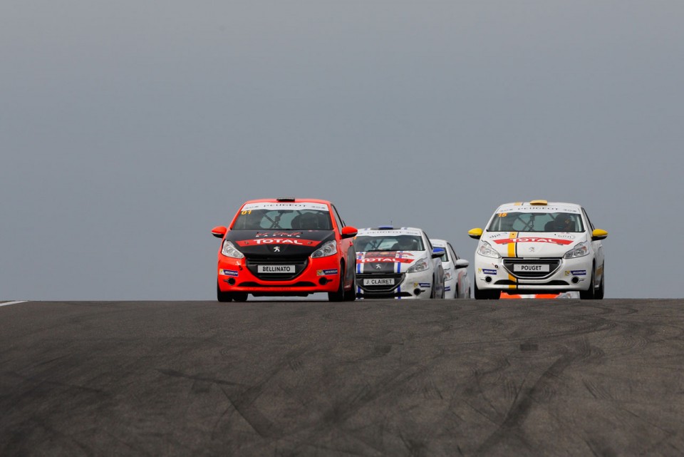 Peugeot 208 Racing Cup - RPS 2013 - Lédenon (5/6) - Octobre 2013 - 1-023