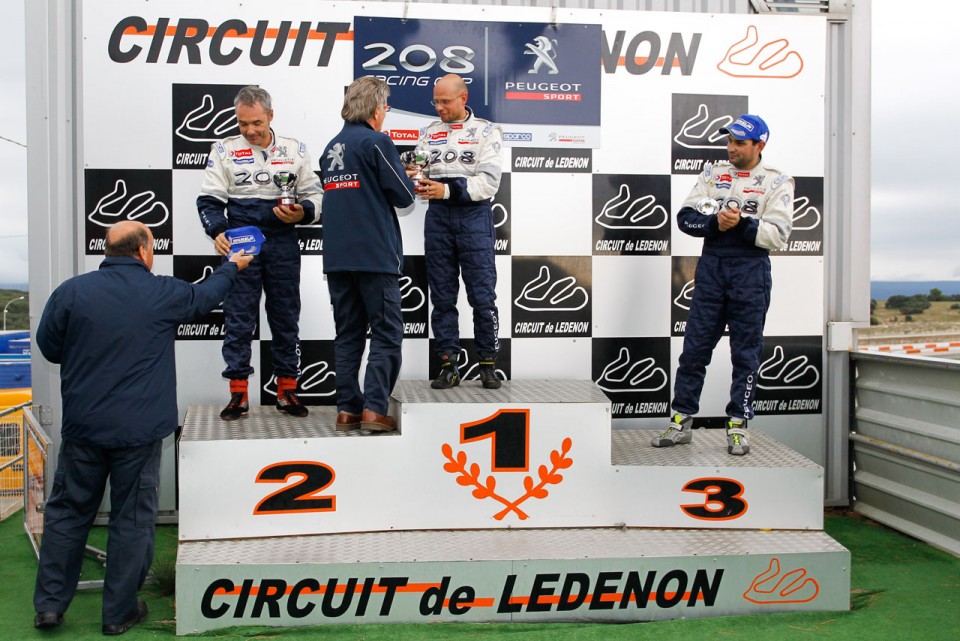 Peugeot 208 Racing Cup - RPS 2013 - Lédenon (5/6) - Octobre 2013 - 1-036