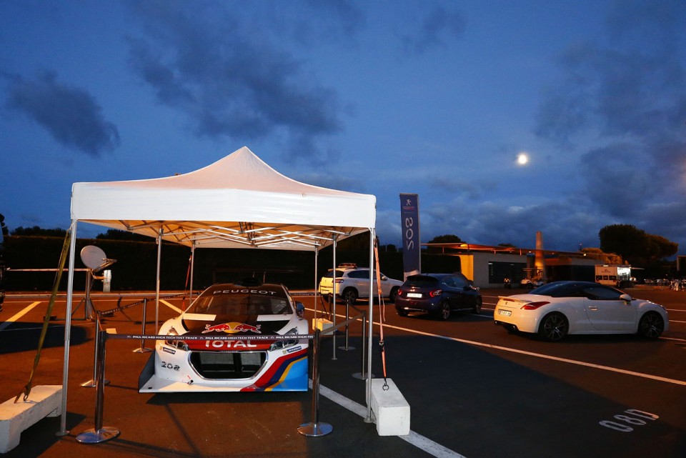 Peugeot 208 T16 Pikes Peak - RPS 2013 - Paul Ricard (6/6) - Novembre 2013 - 1-071