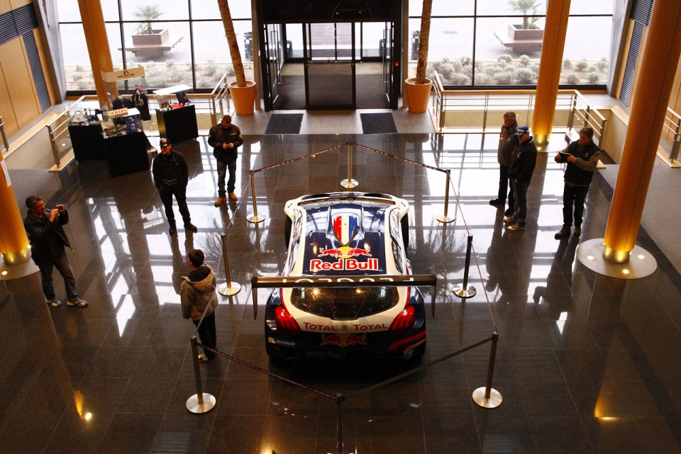 Peugeot 208 T16 Pikes Peak - RPS 2013 - Paul Ricard (6/6) - Novembre 2013 - 1-075