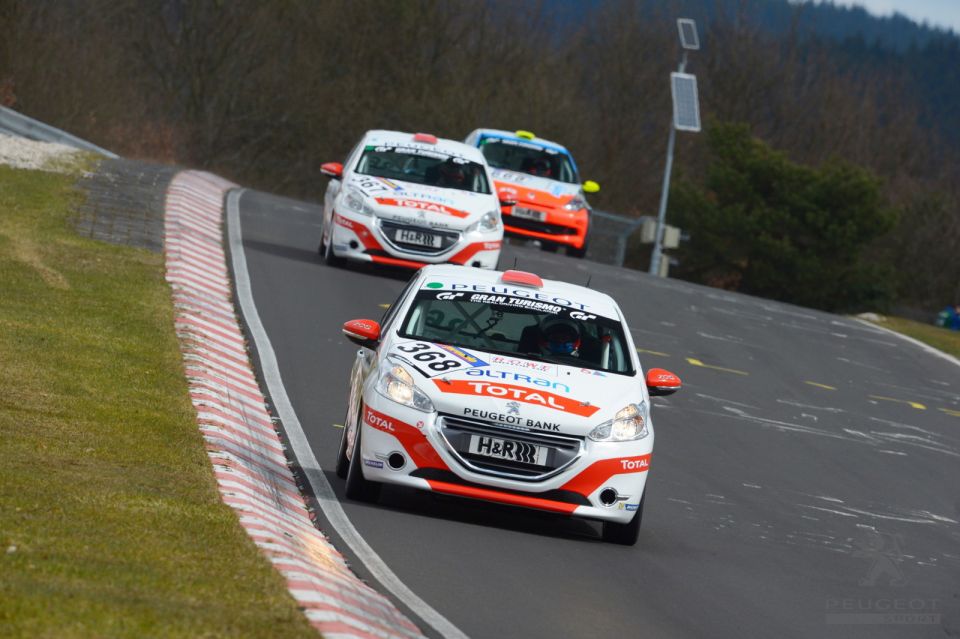 Peugeot 208 Racing Cup - Nürburgring VLN 2 (VLN 2013) - 004