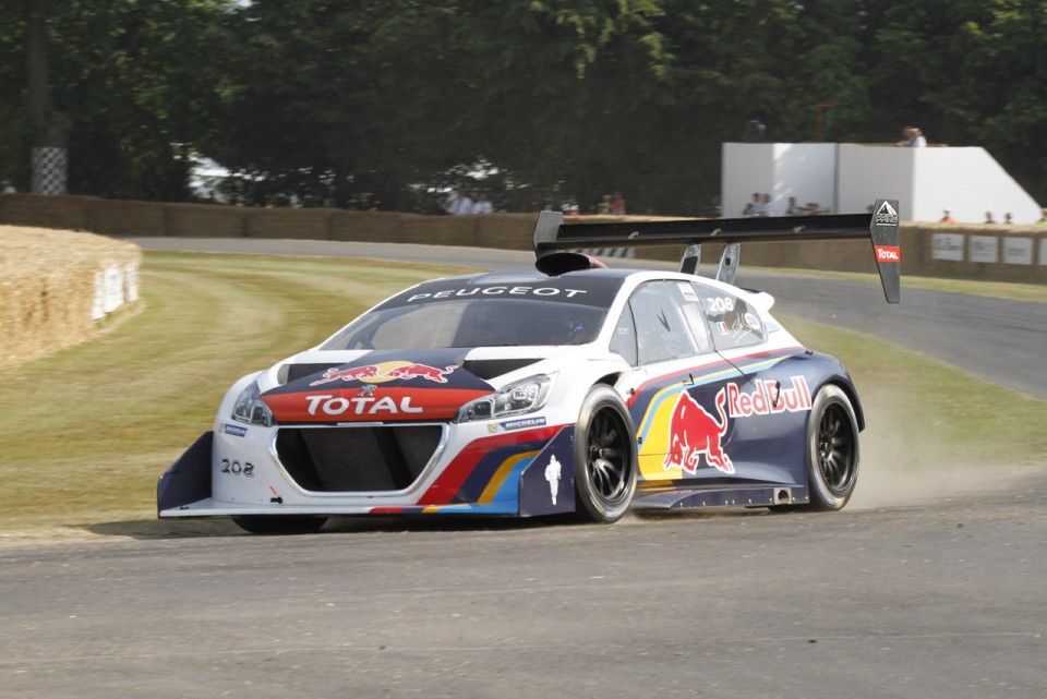 Peugeot 208 T16 Pikes Peak - Goodwood FoS 2013 - 1-002