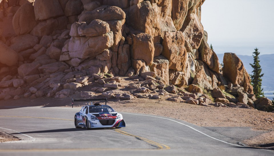 Peugeot 208 T16 Pikes Peak - 1ers essais officiels Pikes Peak 2013 - 1-015