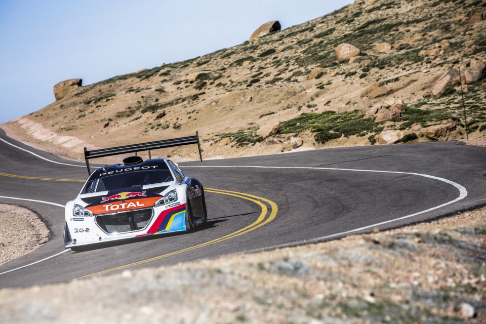 Essais libres Peugeot 208 T16 Pikes Peak 2013 - 4-002