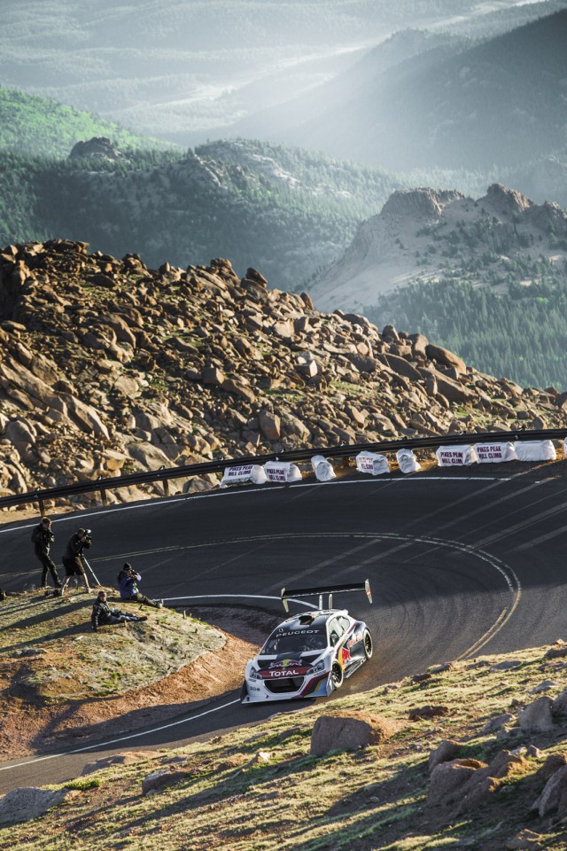 Essais libres Peugeot 208 T16 Pikes Peak 2013 - 4-003