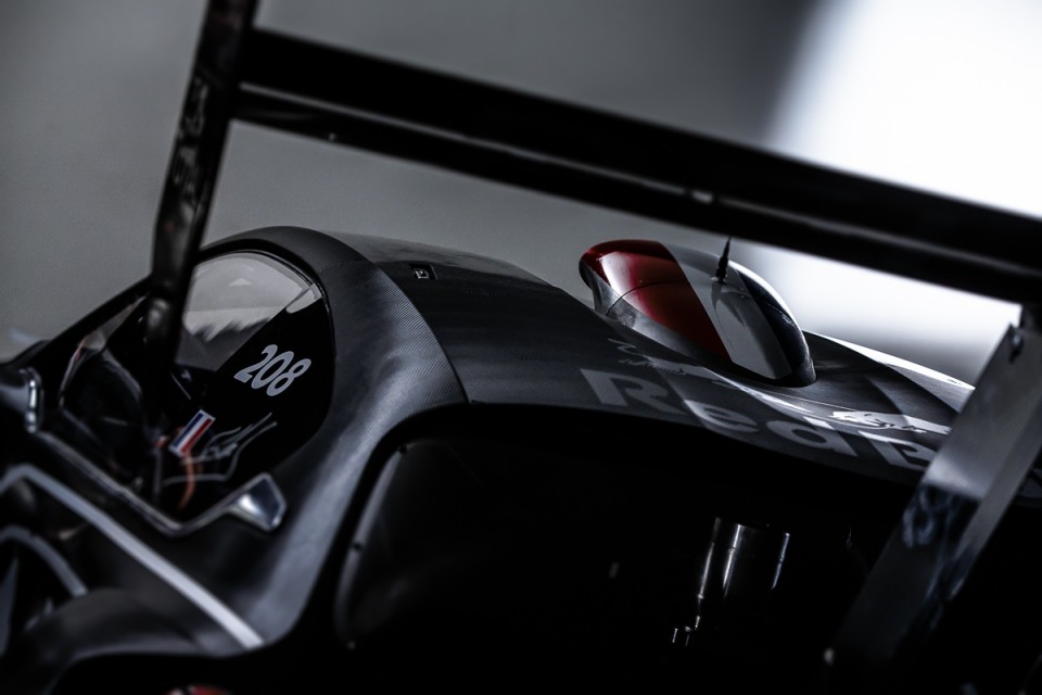 Photo teaser arrière Peugeot 208 T16 Pikes Peak 2013 - 1-002