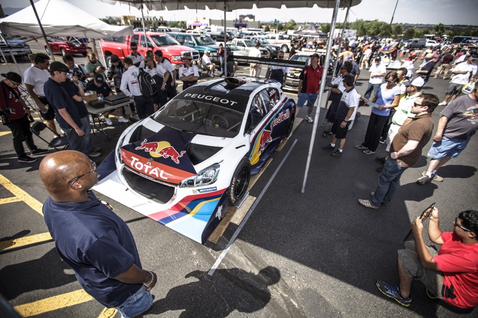 Stand Peugeot 208 T16 Pikes Peak 2013 - Pikes Peak, Colorado - 4-007