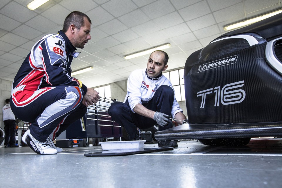 Essais Peugeot 208 T16 Pikes Peak 2013 Sebastien Loeb - 3-006