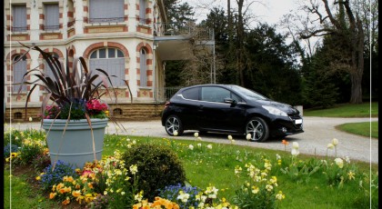 Peugeot 208 Berline