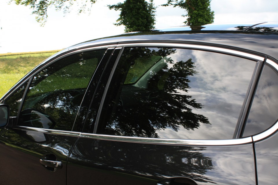 [fmoonson] Vitres teintées Peugeot 208 Féline Noir Obsidien 5p