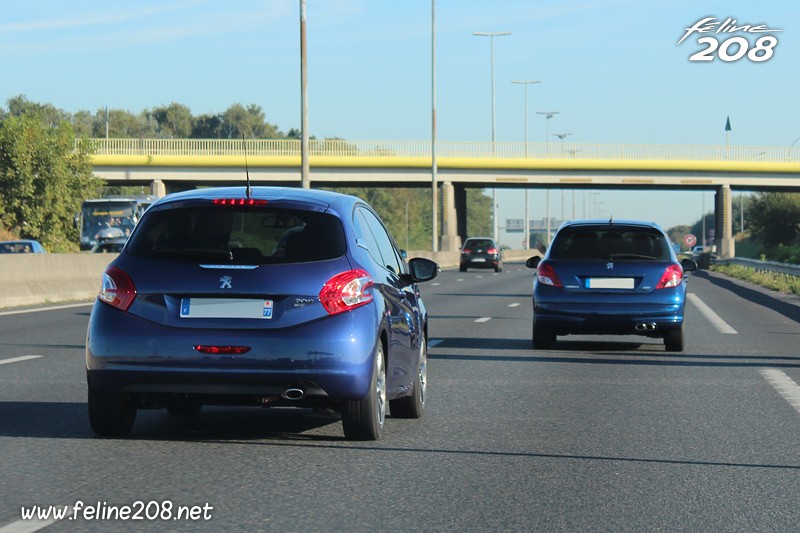 [Gaël] Peugeot 208 Féline 1.6 e-HDi 115 Bleu Virtuel 3p - 001