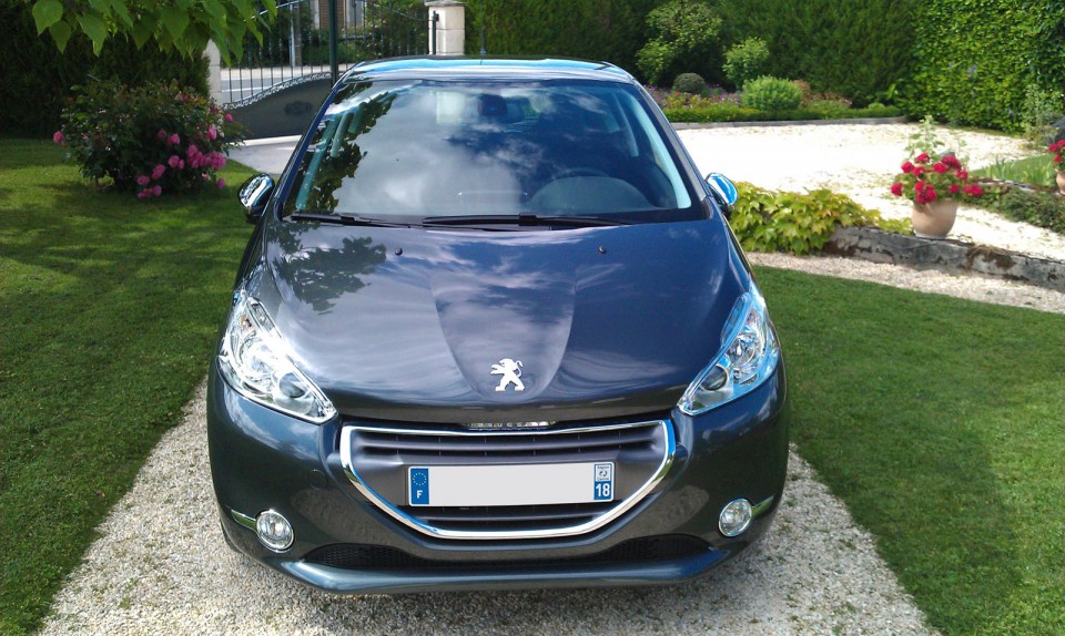 [Jéjé18] Peugeot 208 Allure 1.6 VTi 120 Gris Shark 3p - 002