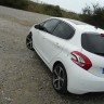 [Ju34] Peugeot 208 Féline 1.6 VTI 120 Blanc Banquise 5p - 009