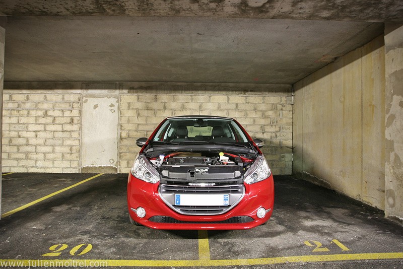 [kobaye] Peugeot 208 Allure 1.6 VTi 120 Rouge Érythrée 3p - 059