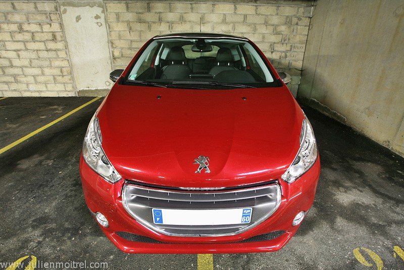 [kobaye] Peugeot 208 Allure 1.6 VTi 120 Rouge Érythrée 3p - 060