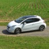 [sebastihein] Peugeot 208 Féline 1.6 e-HDi 115 Blanc Banquise 3p - 013