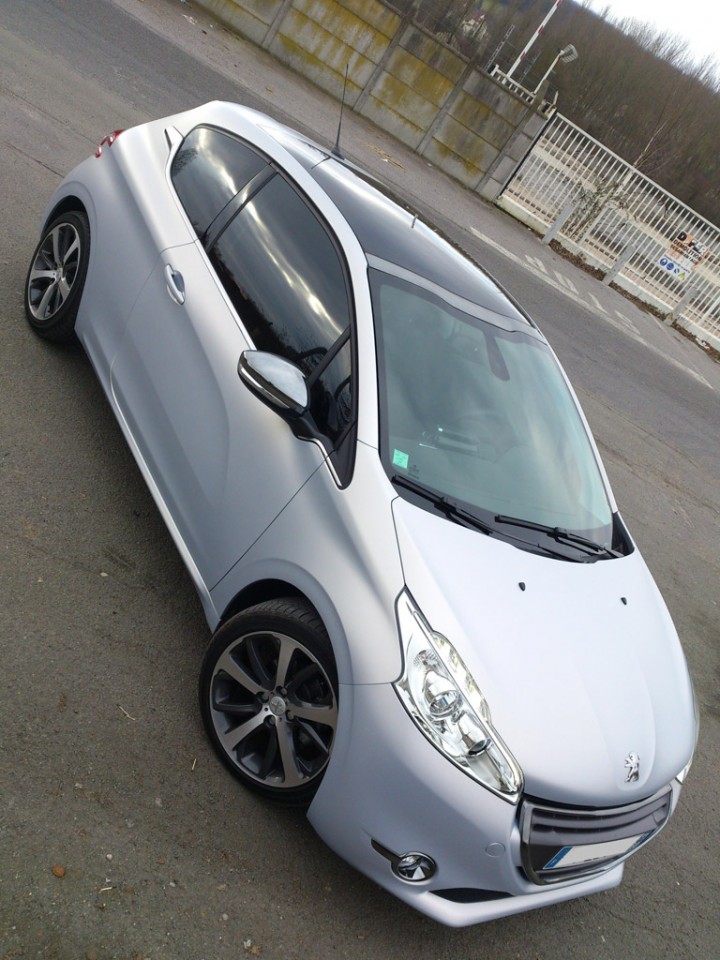 [shone_asm] Peugeot 208 Ice Velvet Limited Edition 1.6 e-HDi 115 3p - 023