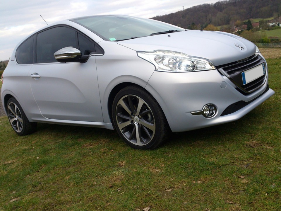 [shone_asm] Peugeot 208 Ice Velvet Limited Edition 1.6 e-HDi 115 3p - 029