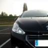 [toni] Face avant Peugeot 208 Féline 1.6 e-HDi 115 Noir Obsidien 3p - 006