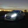 [victor] Peugeot 208 Féline 1.6 e-HDi 115 Blanc Banquise 3p - 014