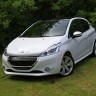 [aRno] Peugeot 208 XY 1.6 e-HDi 115 Blanc Banquise - 001