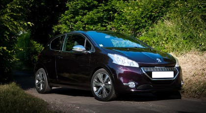 Peugeot 208 XY