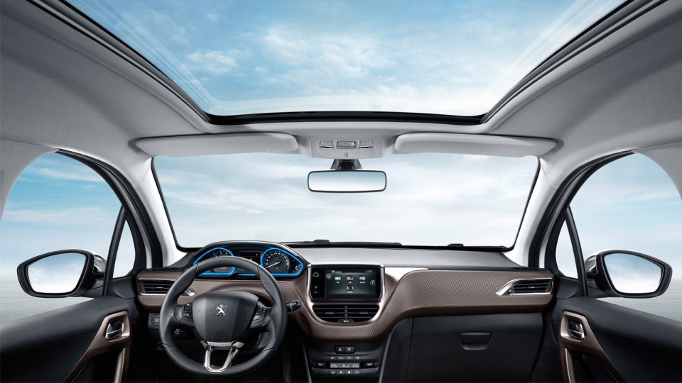 Photo intérieur Peugeot 2008 Chine